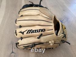 Gant de joueur de champ intérieur Mizuno Pro I web blond de 11,5 pouces, non utilisé en match et pas entièrement rodé
