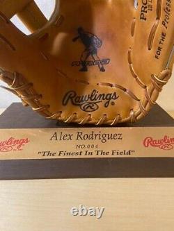 Modèle Rawlings Alex Rodriguez pour le joueur de champ intérieur de baseball PRO-6HF avec rabel en or.