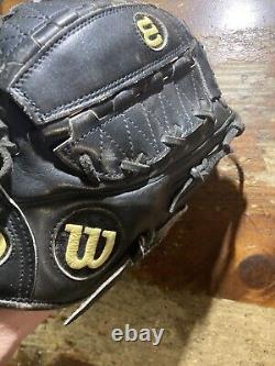 Wilson Le gant de baseball A2000 L pour joueur d'intérieur/lanceur Pro-Stock pour hommes avec lancer droit