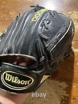 Wilson Le gant de baseball A2000 L pour joueur d'intérieur/lanceur Pro-Stock pour hommes avec lancer droit